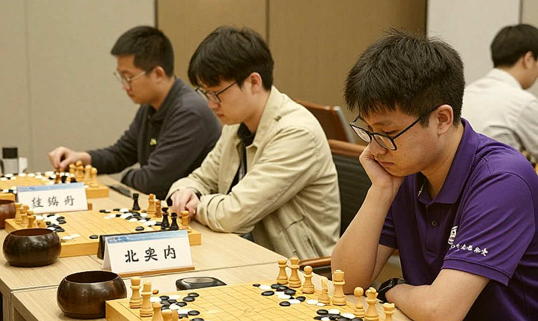 Bản phân tích rỗng và kỳ chuyển nhượng: ai đang thật sự lọc tín hiệu khỏi tiếng ồn?