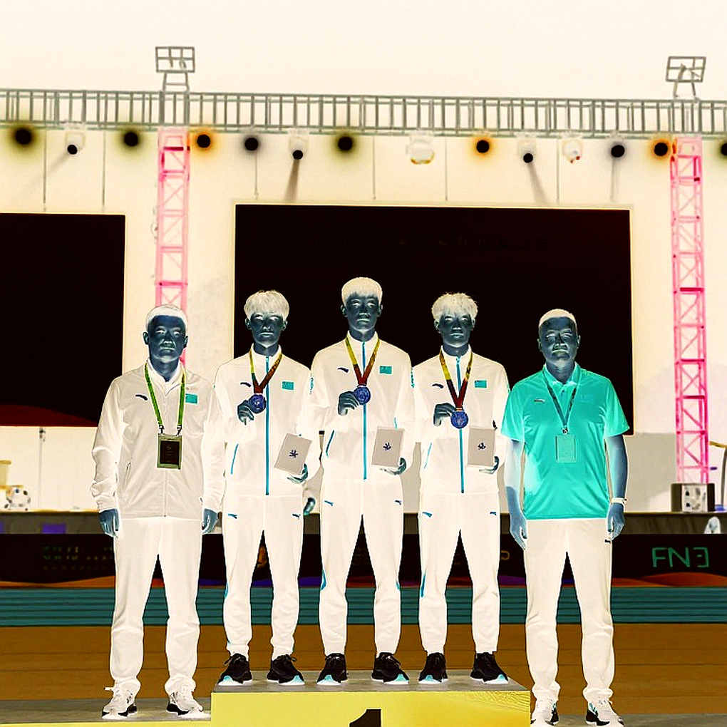 Global Gate Ha Long ESG++ Marathon 2026: 15.000 suất chạy, đường bao biển, và một kỷ lục chưa ai xác nhận