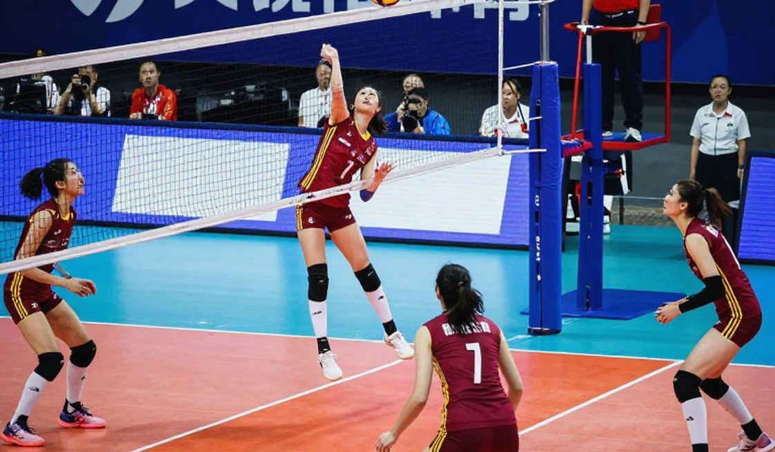 The Security Fence in Bandung and the Empty Midfield: Decoding Vietnam's Injury Mechanism Before Facing the Philippines The Security Fence in Bandung and the Empty Midfield: Decoding Vietnam's Injury Mechanism Before Facing the Philippines