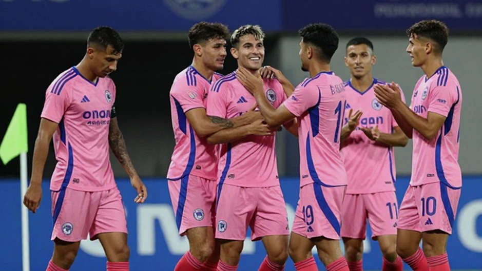 V.League mùa giải lớn: Bong bóng chiến thuật vỡ, và thứ còn lại là bộ xương thật của bóng đá Việt V.League mùa giải lớn: Bong bóng chiến thuật vỡ, và thứ còn lại là bộ xương thật của bóng đá Việt
