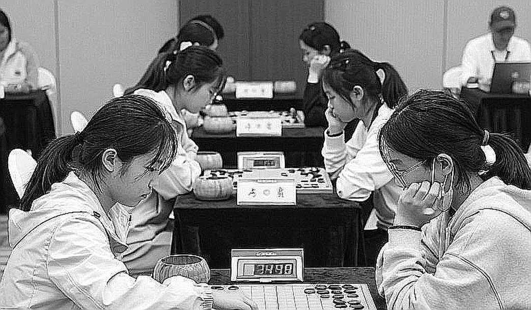Chín ô trống và kỷ luật của người viết dữ liệu