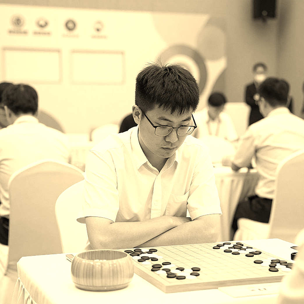 UzChess Cup 2026: Jacobson thắng chớp nhoáng, nhưng mâu thuẫn khai cuộc vẫn bỏ ngỏ