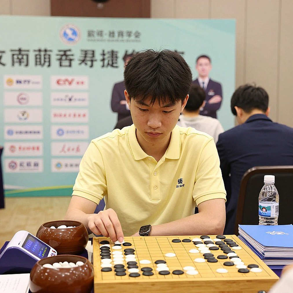 Giải Cờ vua Toàn cầu 2026: Carlsen trở lại, dàn sao Ấn Độ làm chủ sân chơi