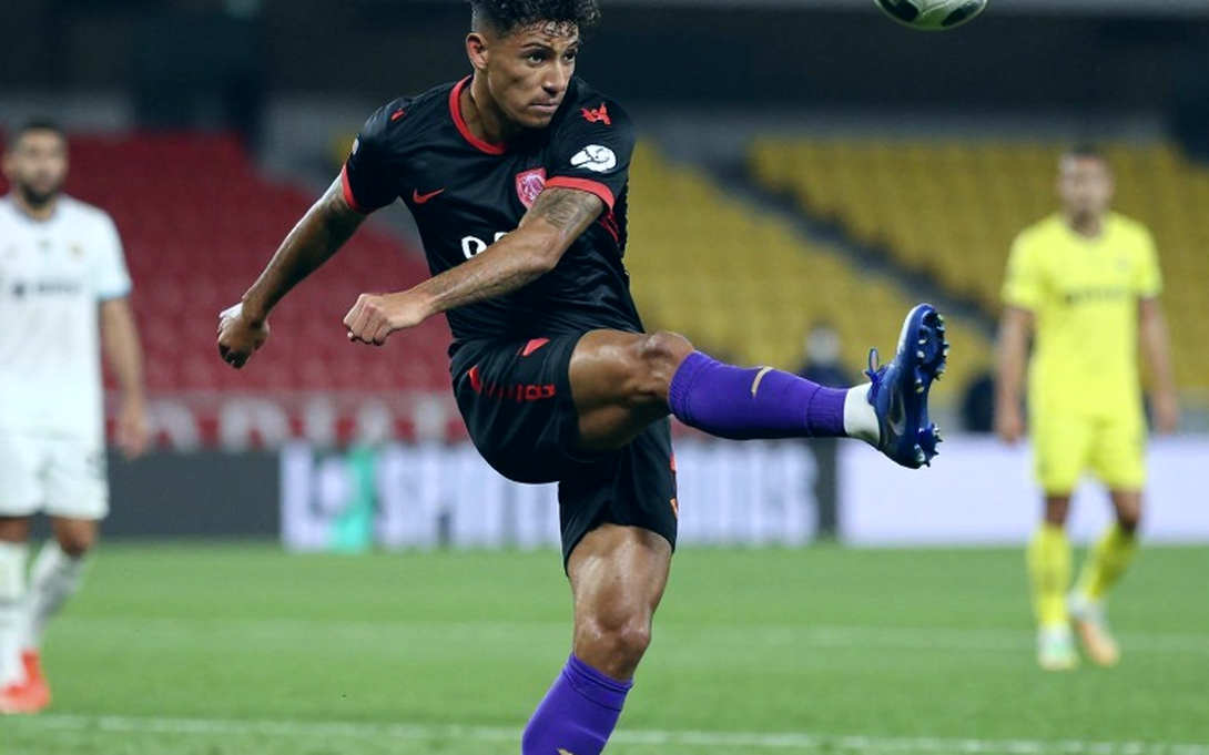 Mauro Icardi and CAHN: The Gap Between Ambition and a V.League Wage Bill Mauro Icardi and CAHN: The Gap Between Ambition and a V.League Wage Bill
