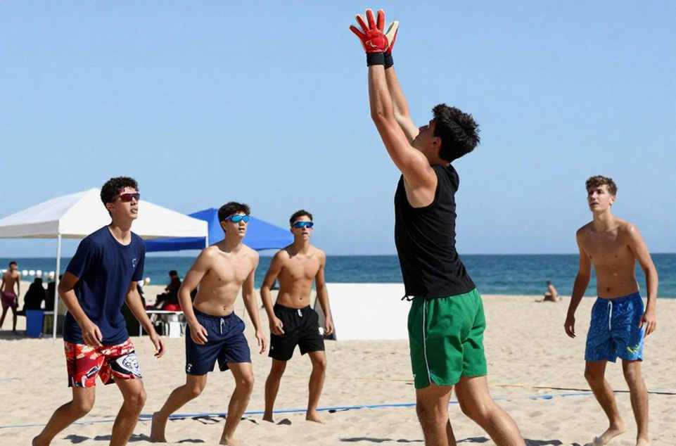 Kounde khập khiễng rời Villamarín: sáu ngày định đoạt mùa giải của Barcelona